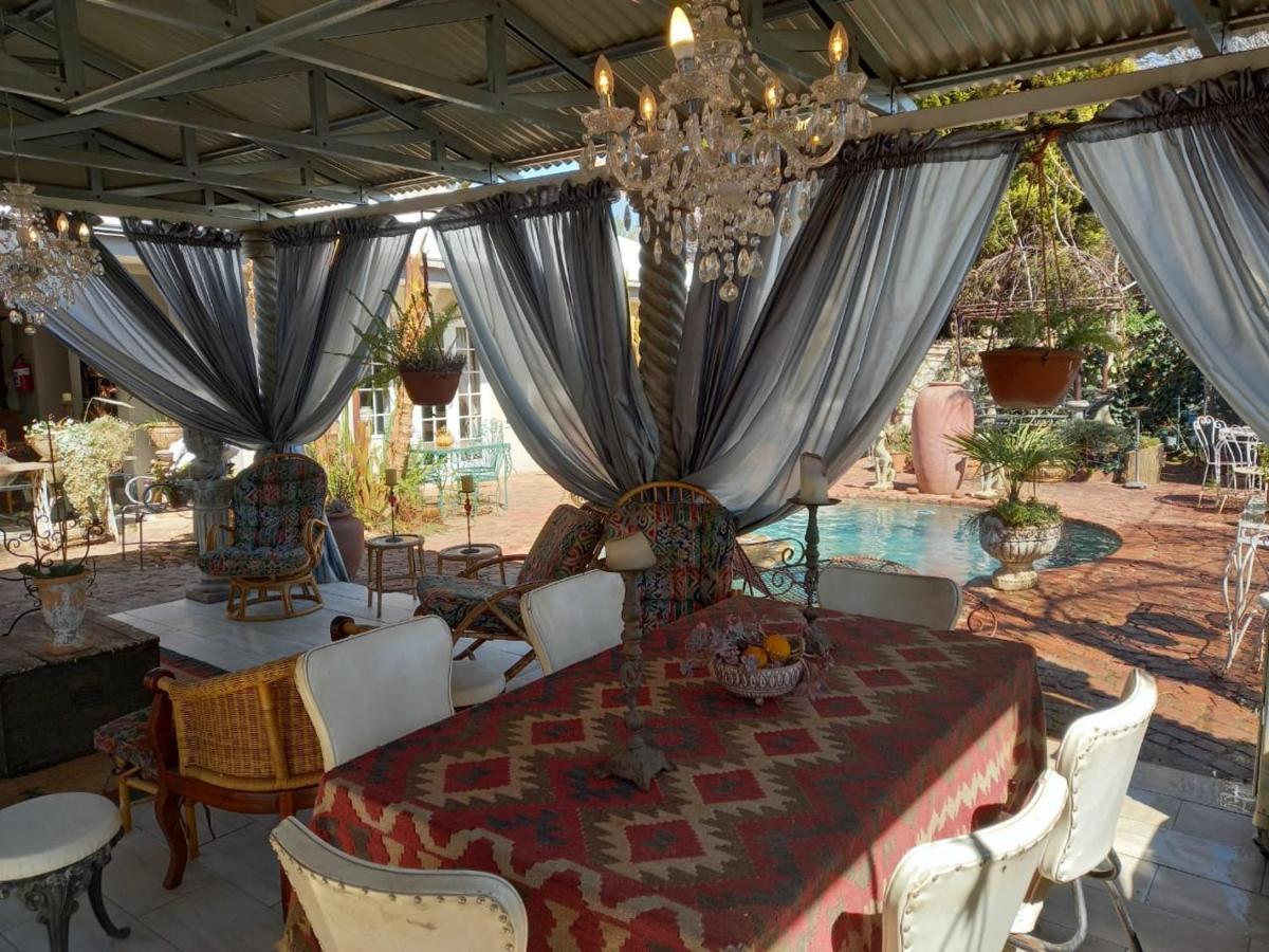Michael-Angelo Guest House Potchefstroom Exterior photo